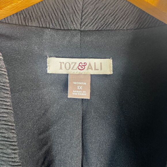 Roz & Ali Black Open Front Zippered Pocket Textured Jacket Blazer Plus Size 1X - Picture 7 of 9